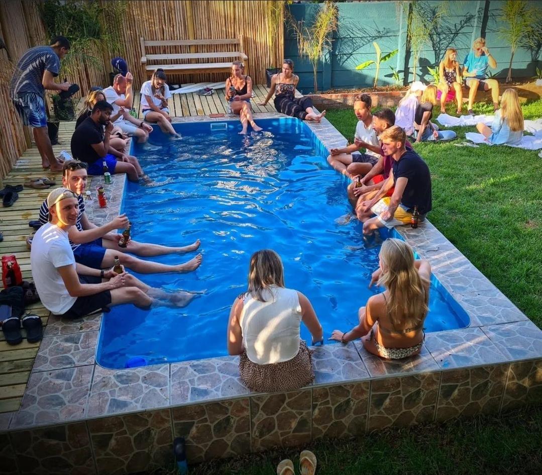 Uthando Backpackers Lodge Oudtshoorn Esterno foto